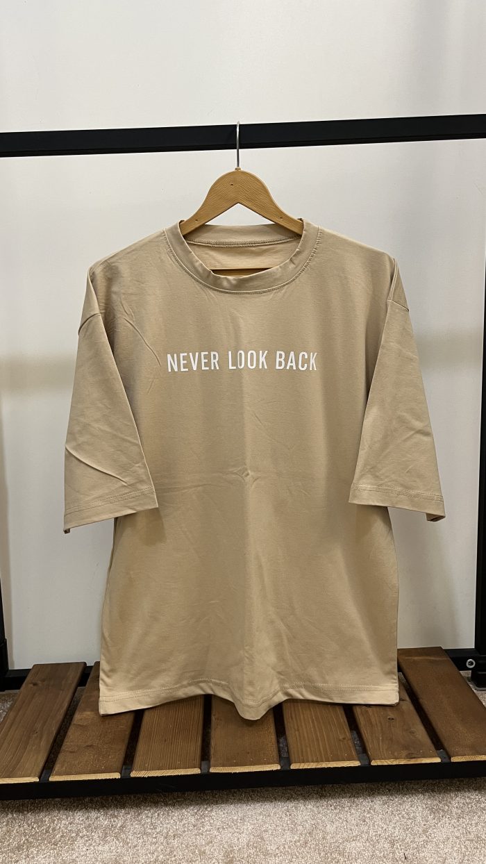 تیشرت باکسی never look
