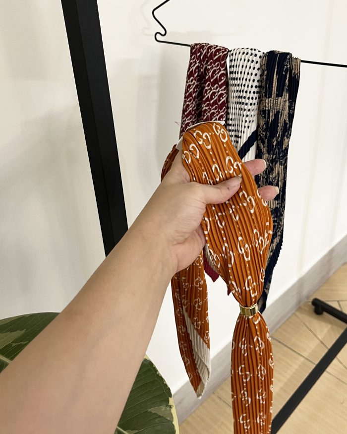 دستمال گردن توییلی